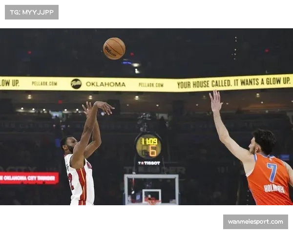 热火近期场均净胜分14.1分 攻防一体表现稳居东部前六 热火近期场均净胜分14.1分 攻防一体表现稳居东部前六